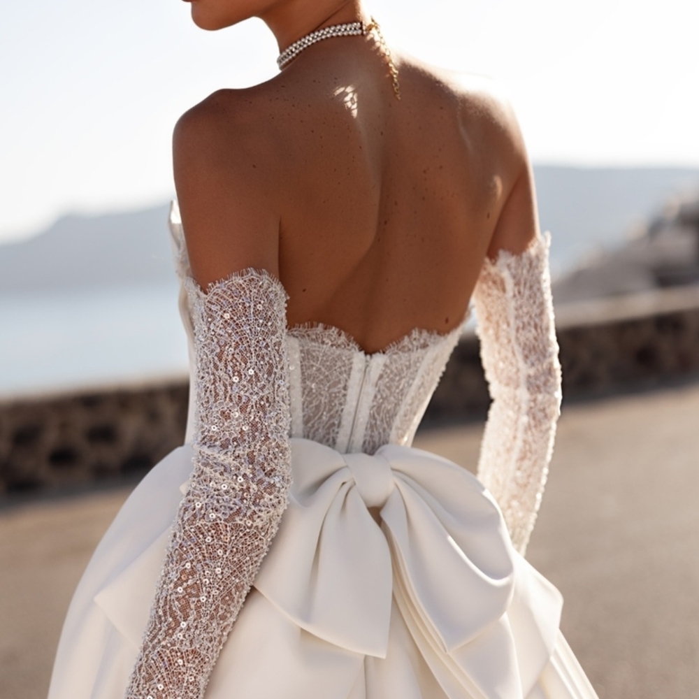 Strapless White Lace-Trim Corset Wedding Dress 5722 - Picture 4 of 5